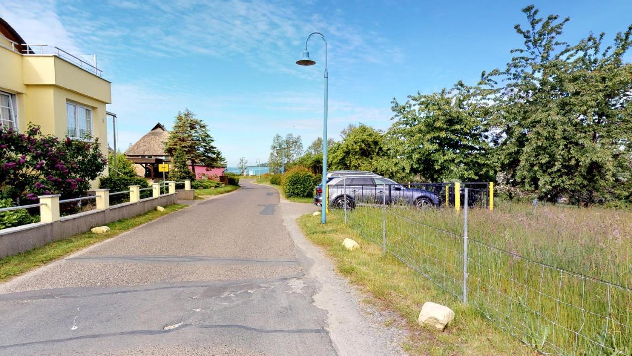 Haus Silbermowe Lägenhet Middelhagen Exteriör bild